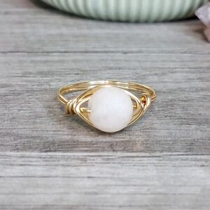 Rose Quartz Crystal Beaded Ring, Wire Wrapped Stackable Gemstone Ring, Size 8.5